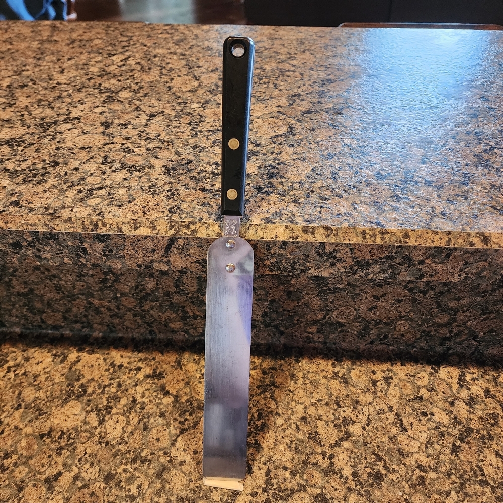 Ecko Forge Vintage Black and Silver Kitchen Spatula